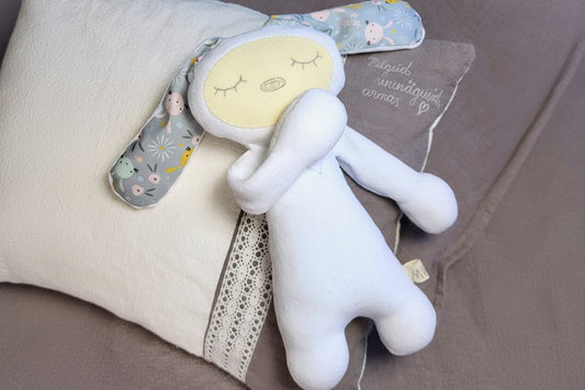 Sünniandmetega kaisukas. Tudujänes