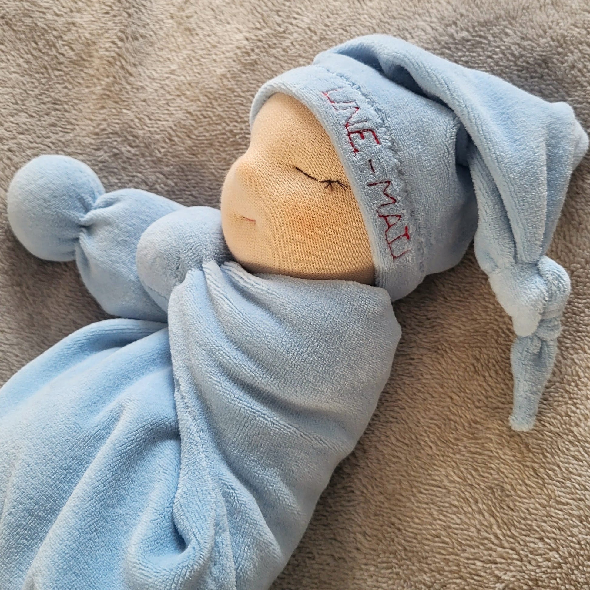 Katsikukink poisile, Une-Mati kaisukas